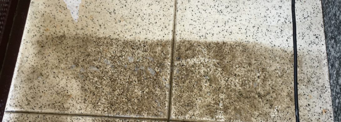 Lavaggio pavimenti terrazzo esterno a Villasanta (MB)